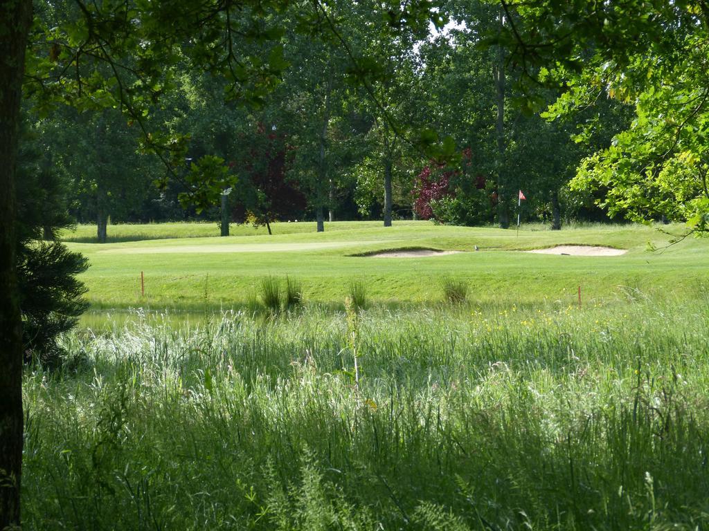 Anjou Golf And Country Club Hotel Champigné Exterior foto